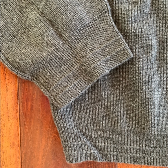 INHABIT 100% Cashmere Chunky Ribbed Crew Neck Sweater Men's XL Gray Pullover - Picture 2 of 9